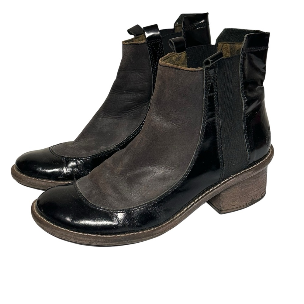 Fly London Stylish Patent Leather Chelsea Boots Size 39 Stack Heel
